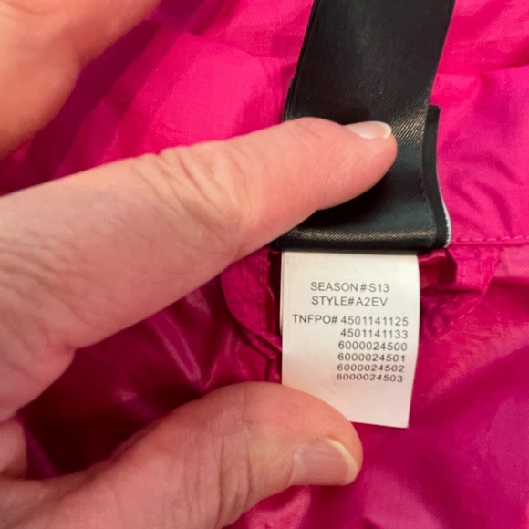 The North Face lightweight shell jacket - Picture 11 of 15